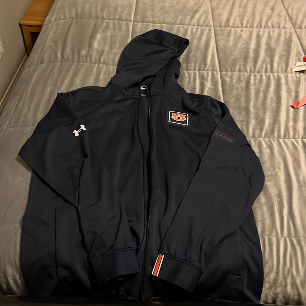 Womens UA Auburn zip up